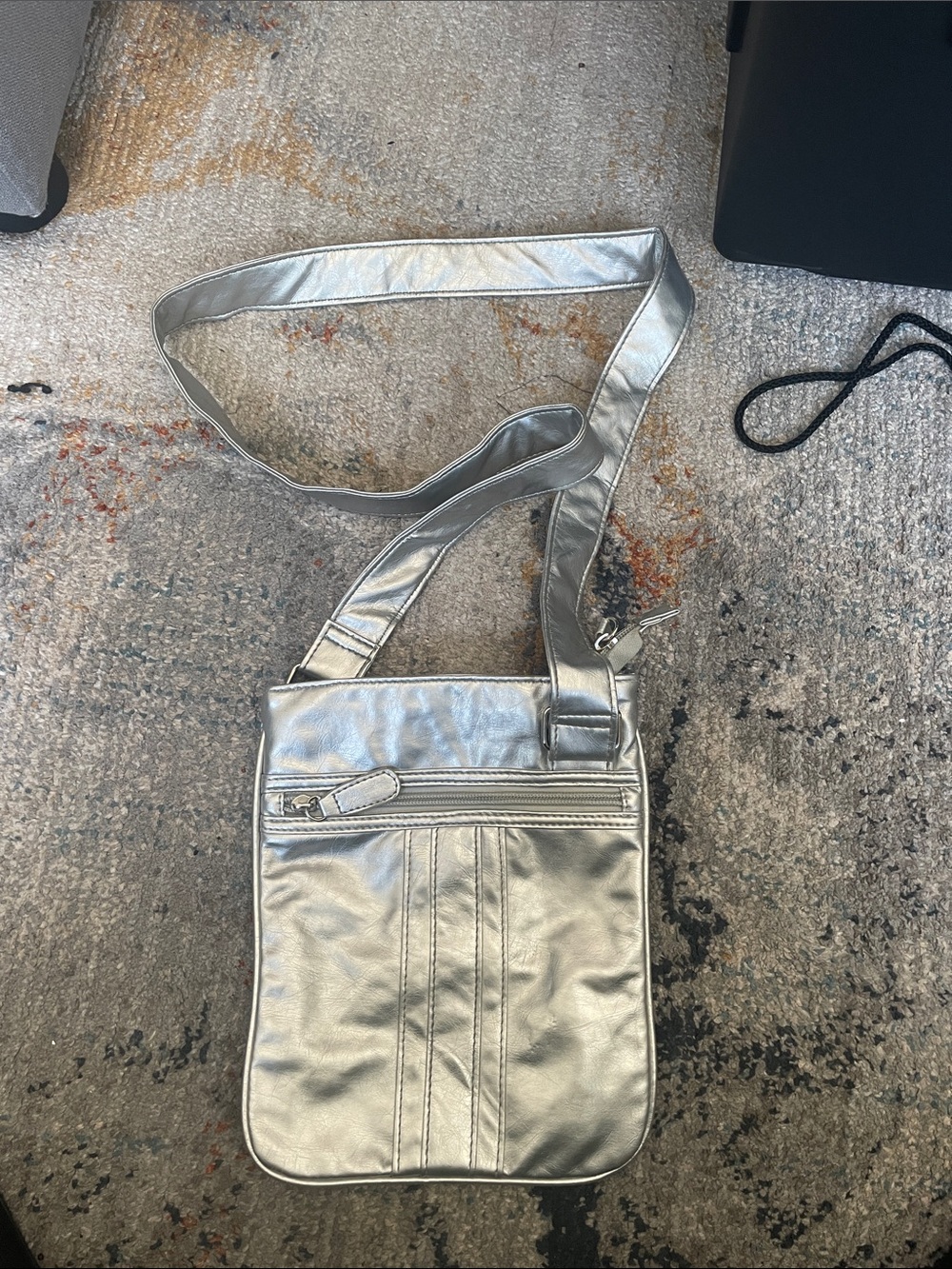 Silver Crossbody Shoulder Bag - Metallic Silver